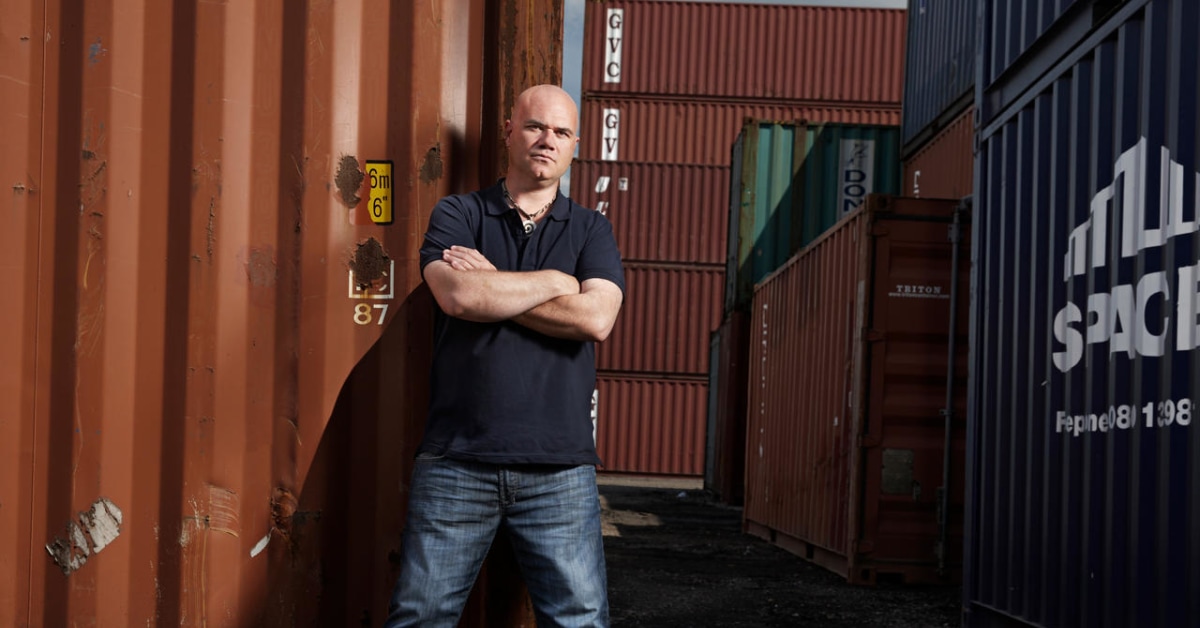 Watch Storage Hunters UK Series 1 Episode 2 Online