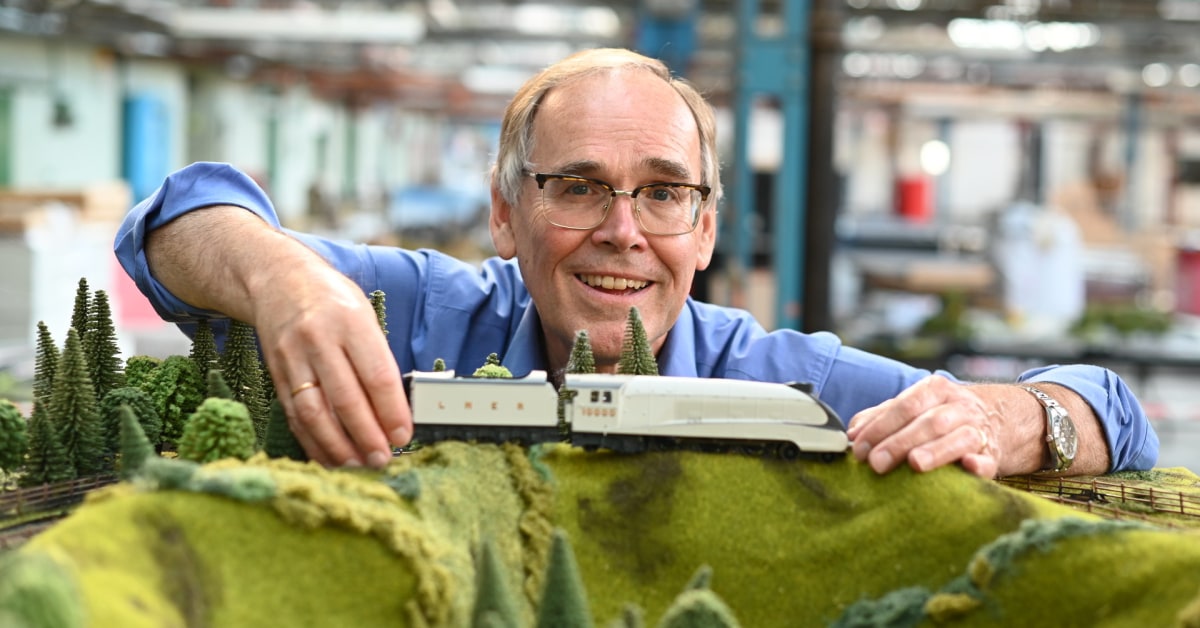 Watch Hornby A Model World Series 1 Episode 9 Online