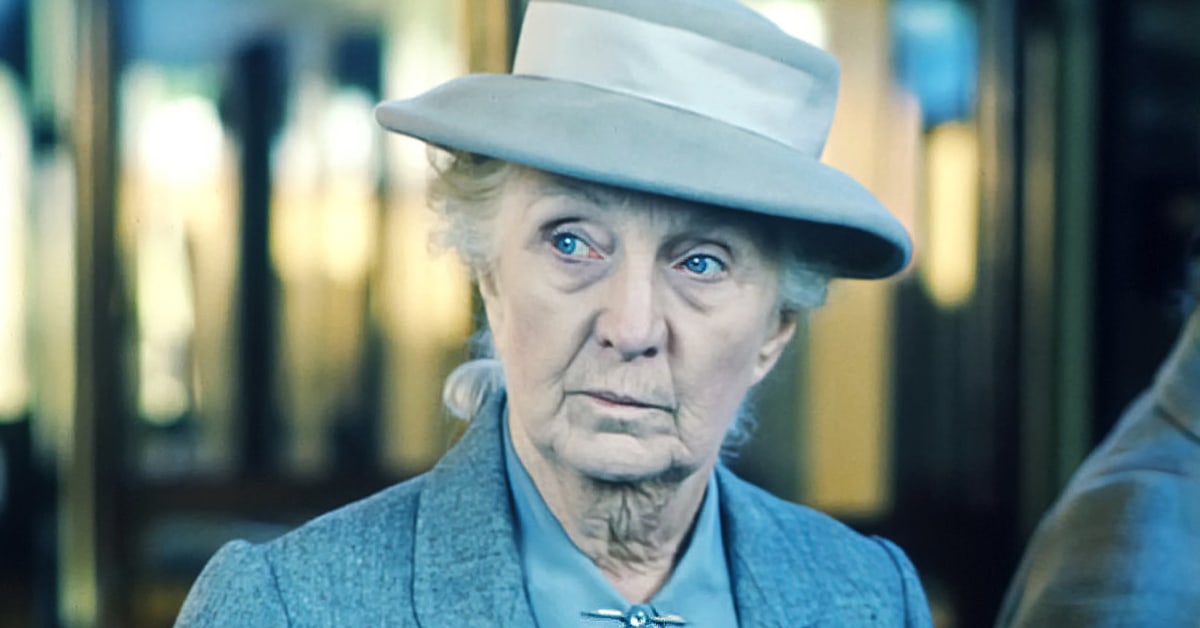 Watch Miss Marple 450 From Paddington Online 9856