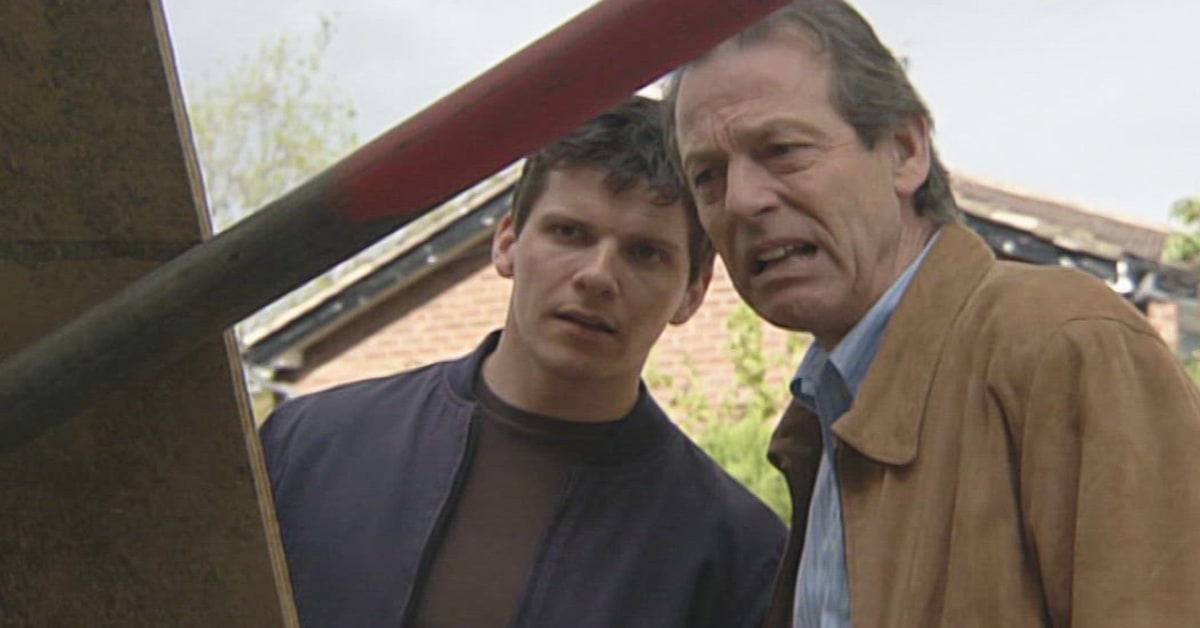 Watch Classic EastEnders Series 21 Episode 47 Online