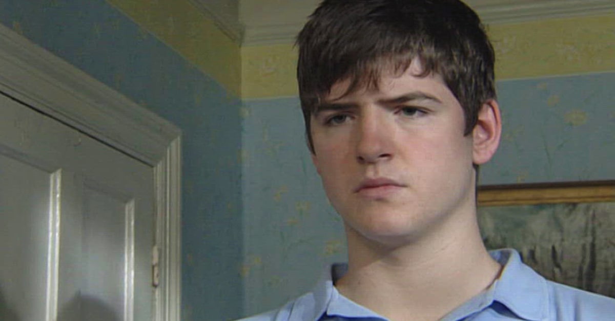 Watch Classic EastEnders Series 21 Episode 110 Online